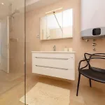 Seaside 5 *