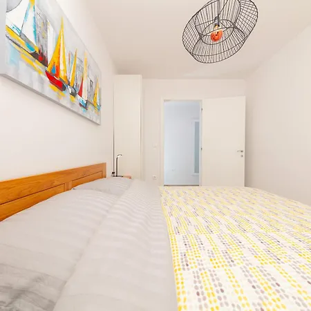 Seaside 5 Apartment *